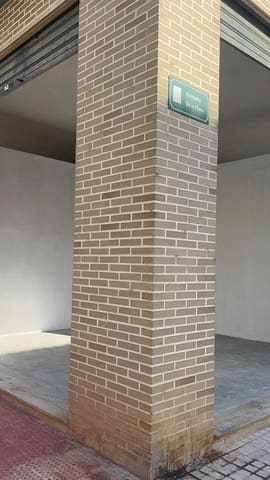 Commercial for rent in Silla - € 1,200 (Ref: 9435996)