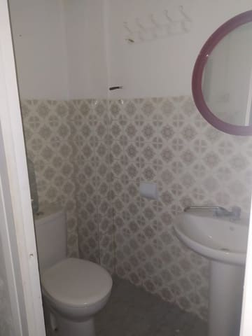 Commercieel te koop in Benetússer - € 62.000 (Ref: 9435998)