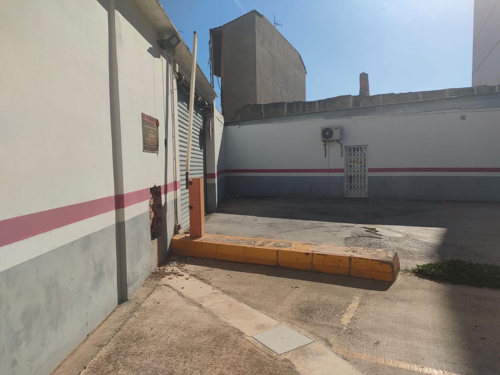 Kommersiell til salgs i Alginet - € 595 000 (Ref: 9436002)