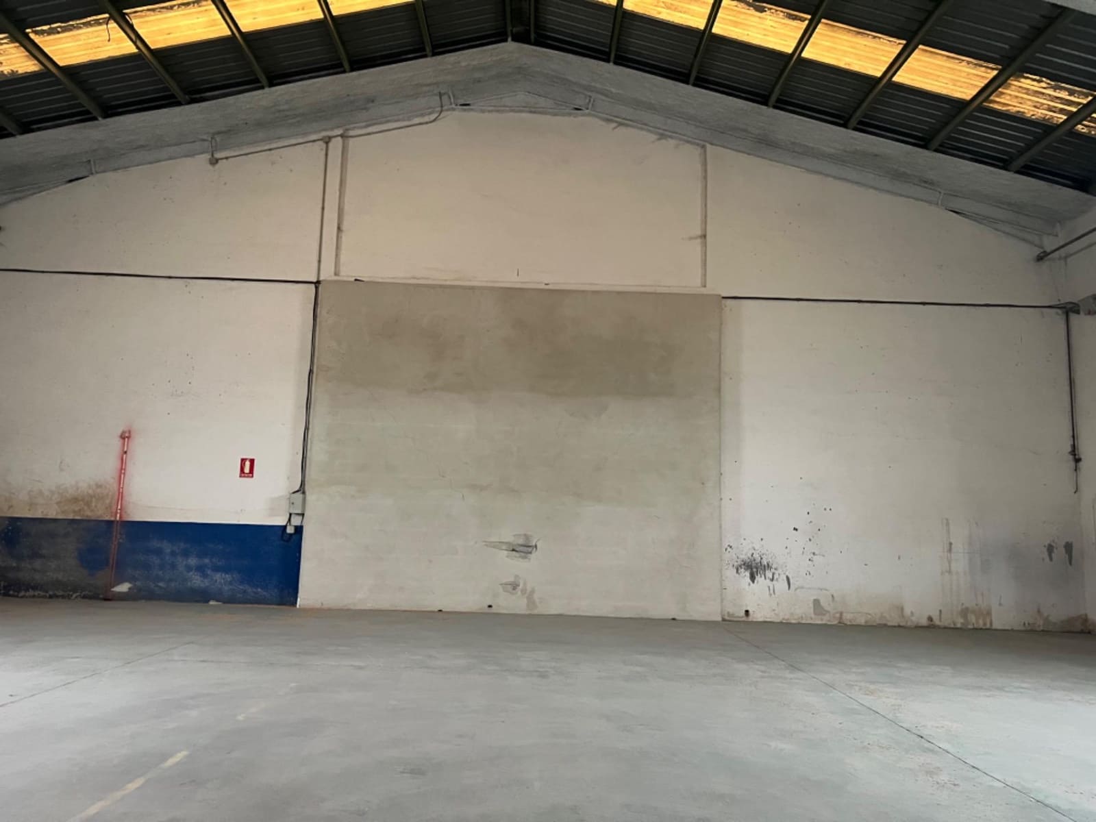 Bedrift til salgs i Sollana - € 1 200 000 (Ref: 9436003)