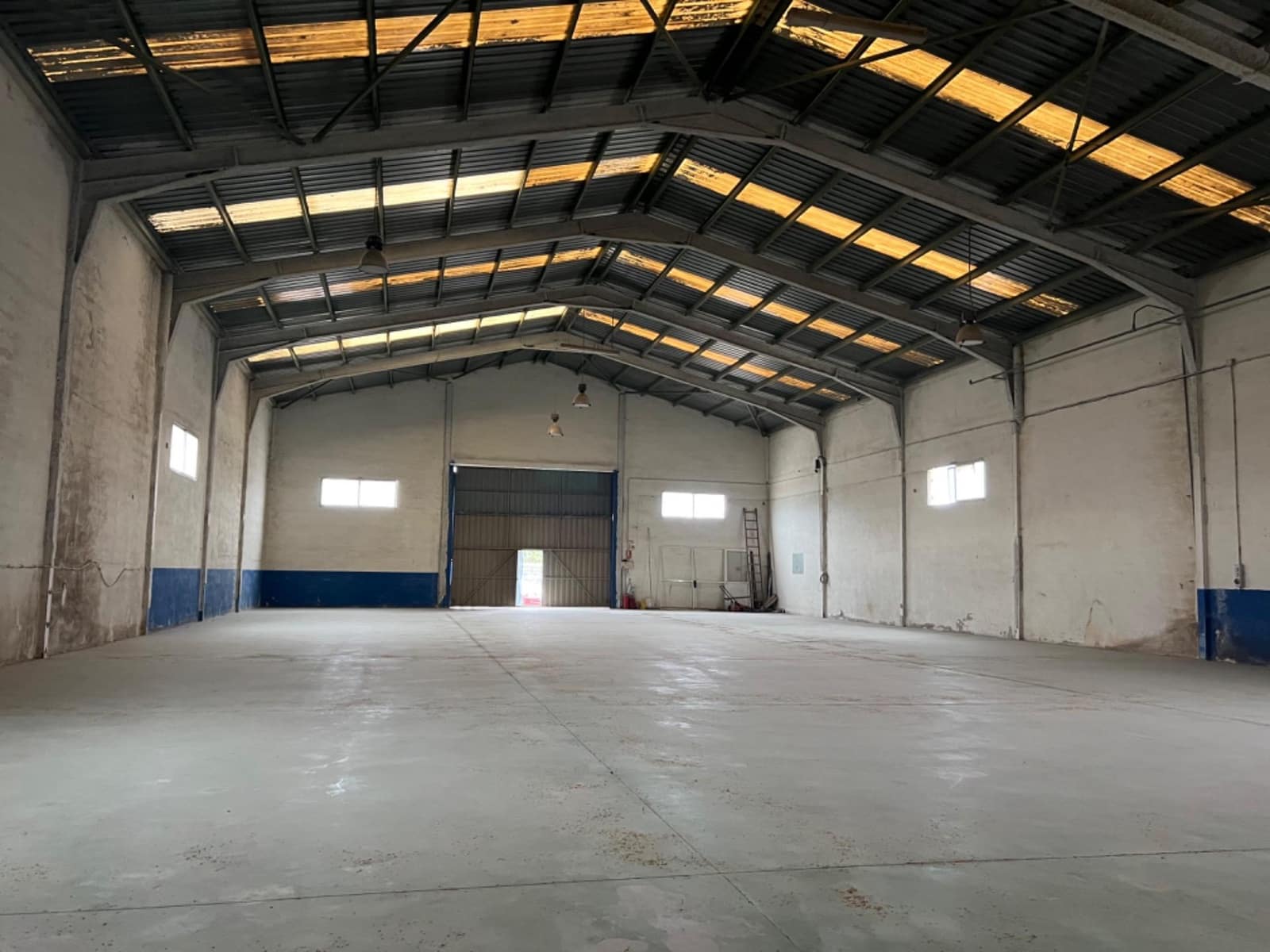 Bedrift til salgs i Sollana - € 1 200 000 (Ref: 9436003)