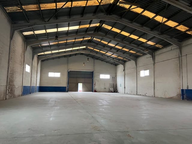 Bedrift til salgs i Sollana - € 1 200 000 (Ref: 9436003)