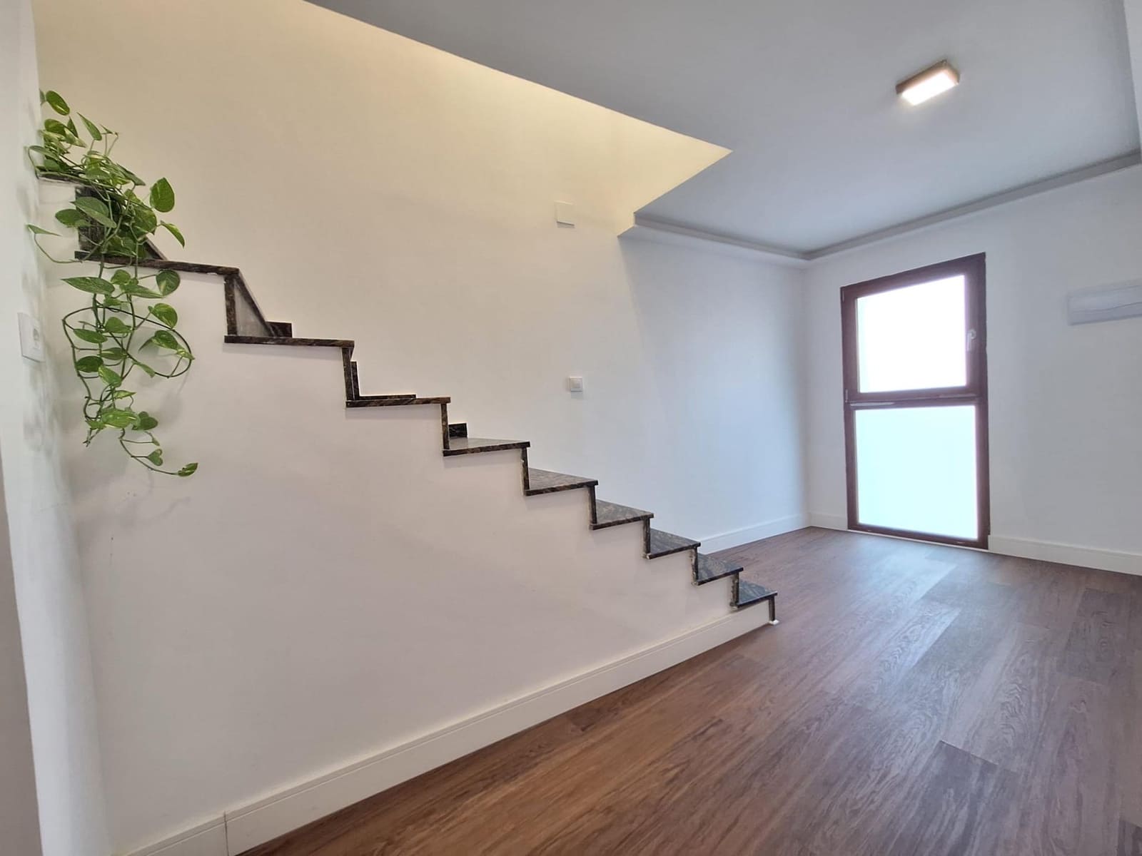 3 bedroom Townhouse for sale in Puig - € 499,990 (Ref: 9450449)