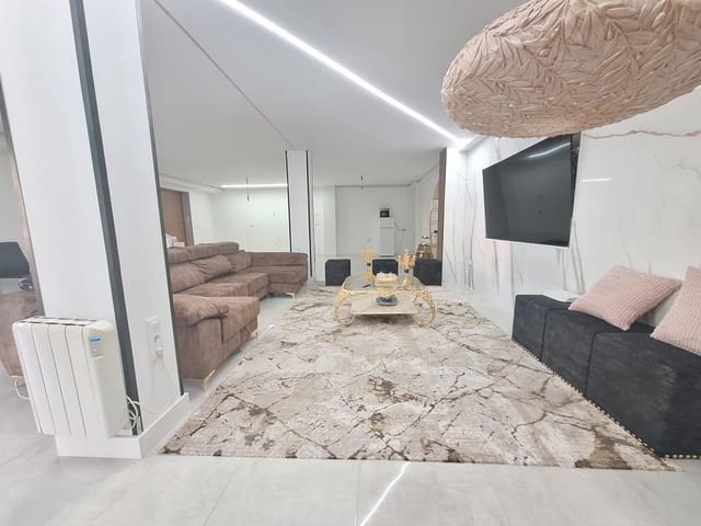 3 bedroom Townhouse for sale in Puig - € 499,990 (Ref: 9450449)