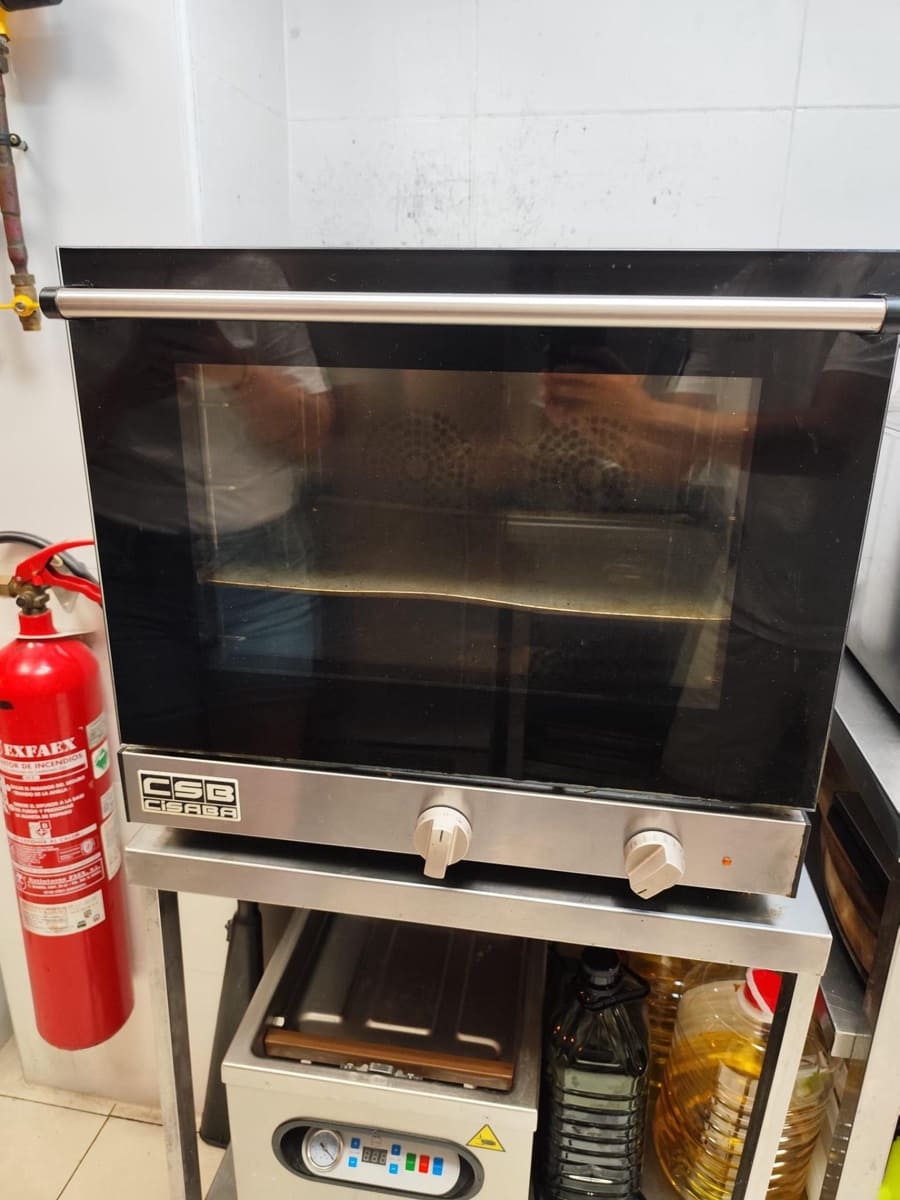 Erhverv til salg i Valencia by - € 132.900 (Ref: 9481290)