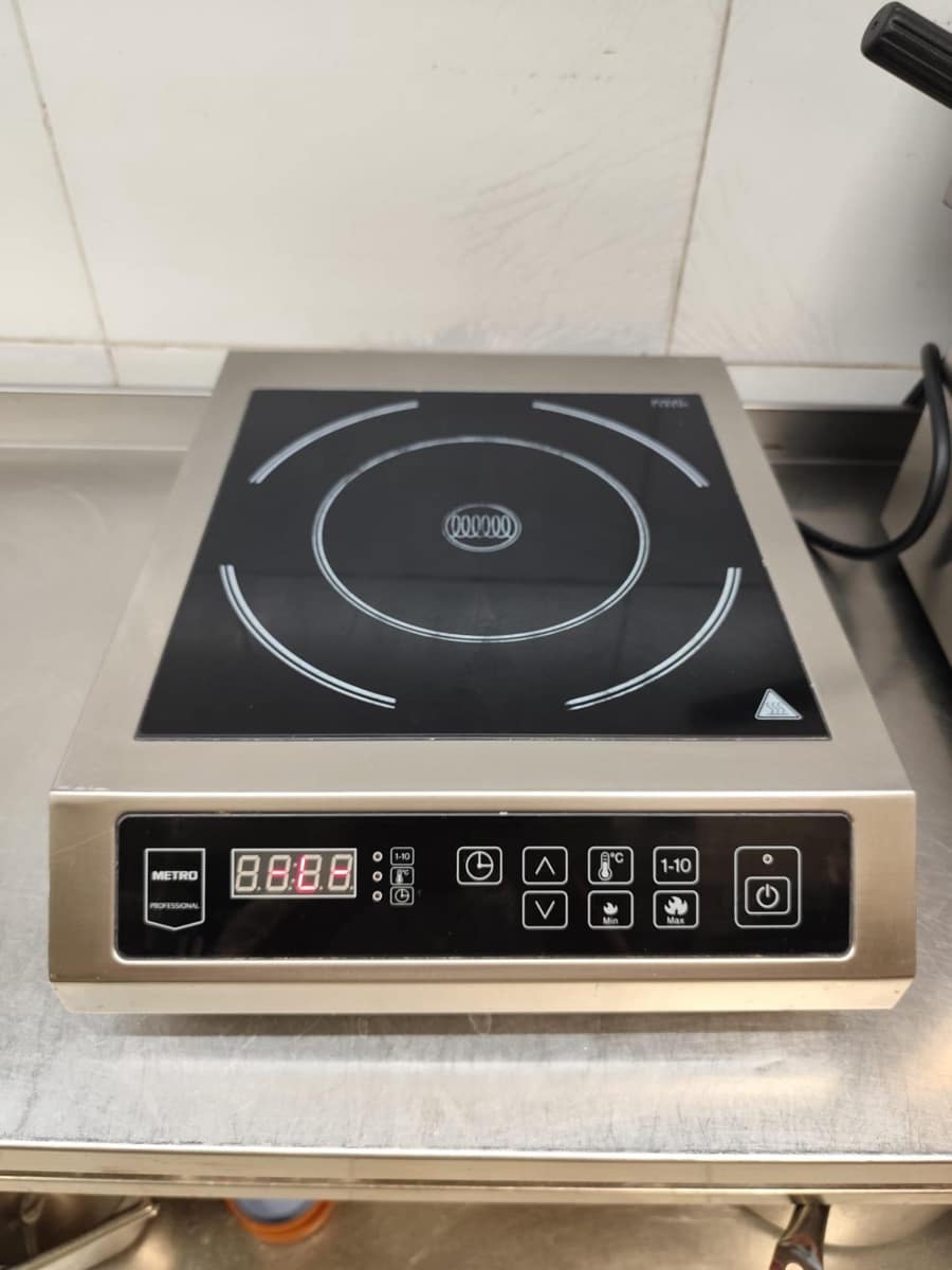 Erhverv til salg i Valencia by - € 132.900 (Ref: 9481290)