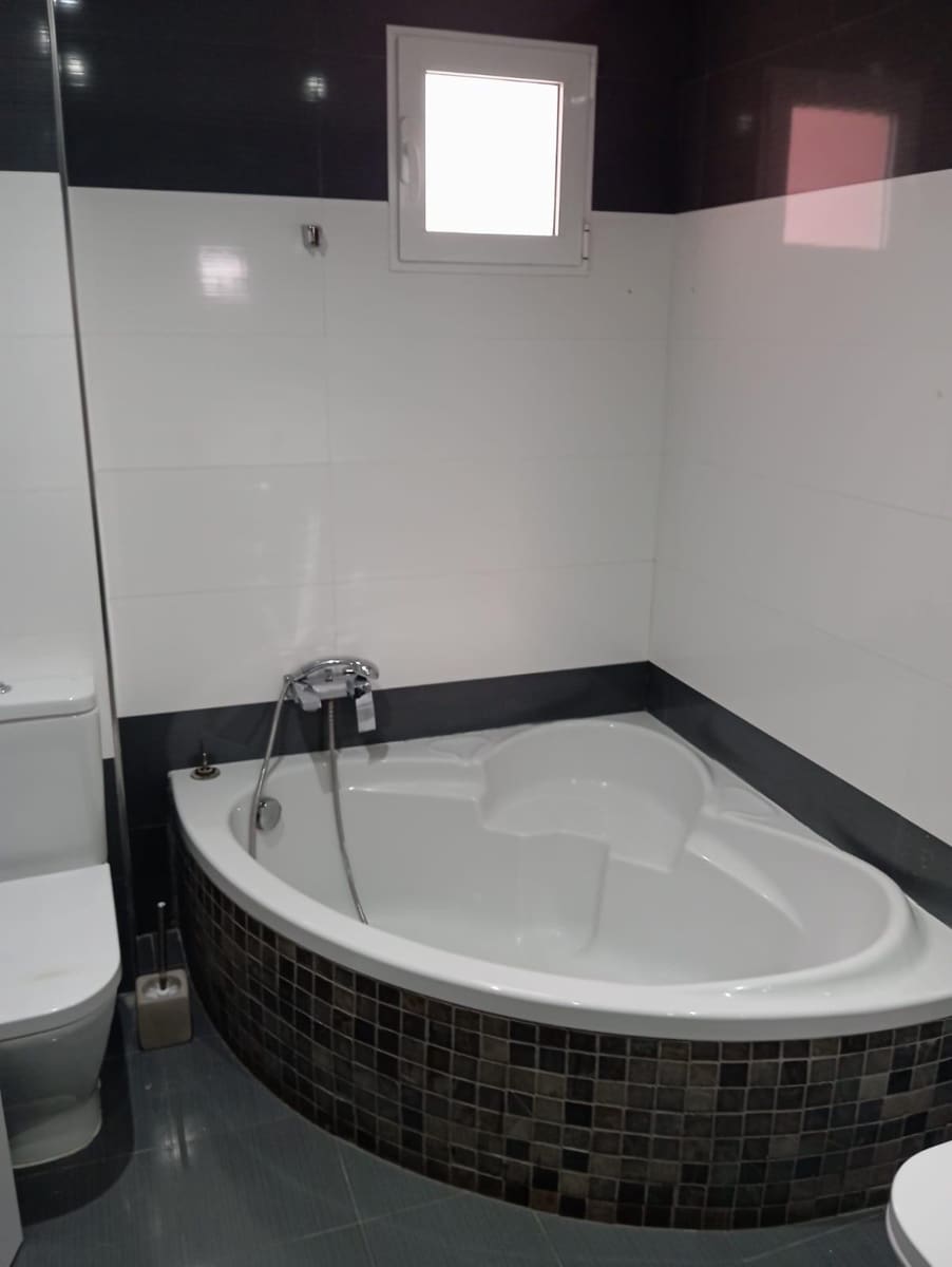 1 bedroom Apartment for rent in Albal - € 380 (Ref: 9488410)