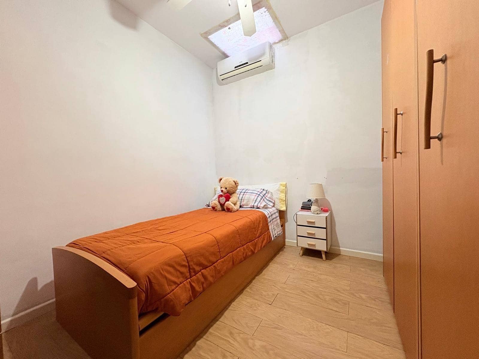 4 bedroom Townhouse for sale in Alfafar - € 320,000 (Ref: 9488731)