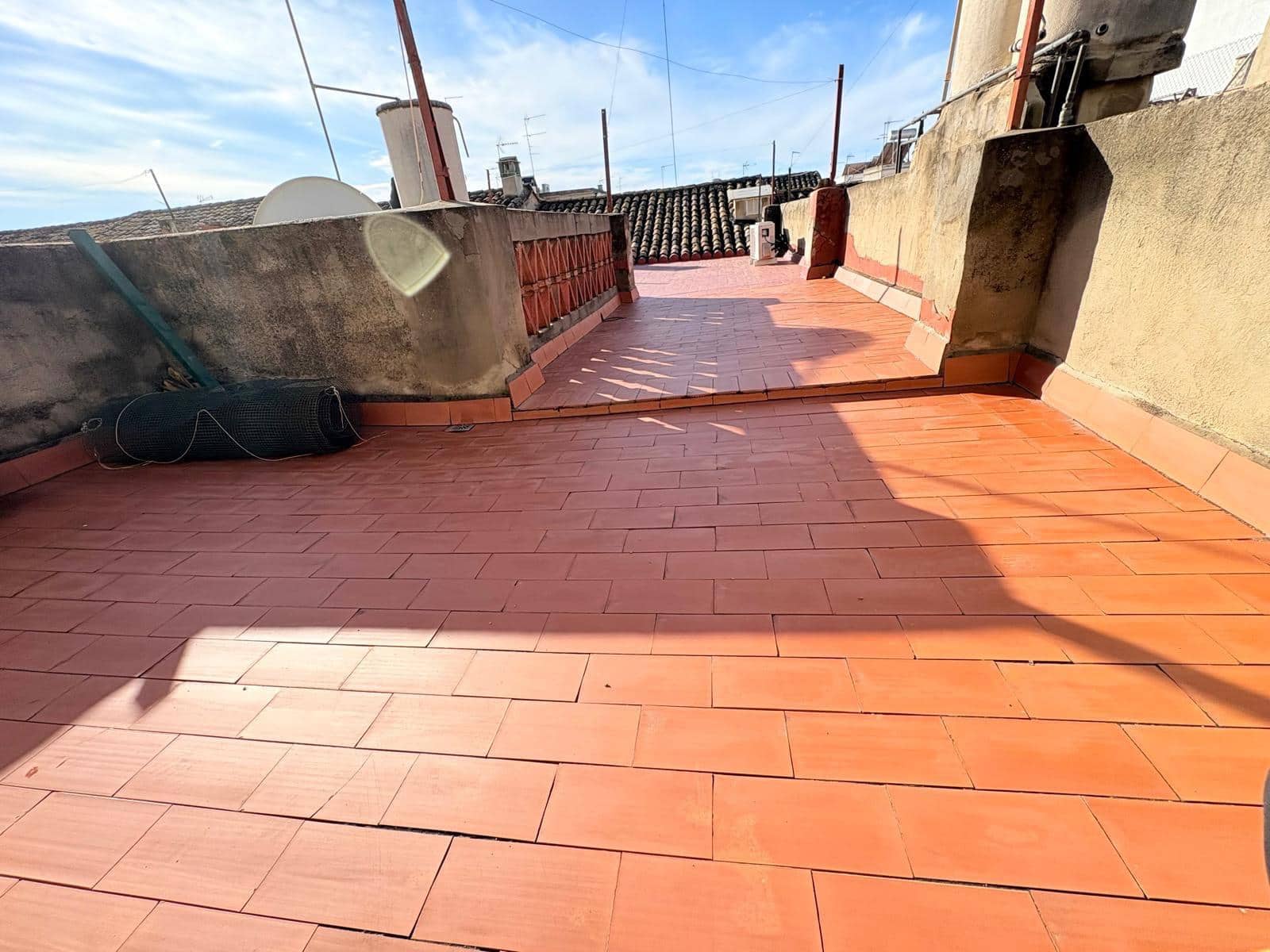 4 bedroom Townhouse for sale in Alfafar - € 320,000 (Ref: 9488731)