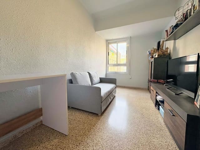 Piso de 4 habitaciones en Alfafar en venta - 145.000 € (Ref: 9504488)