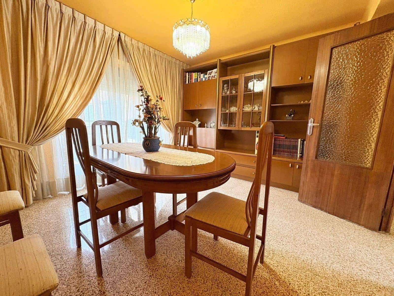 Piso de 4 habitaciones en Alfafar en venta - 145.000 € (Ref: 9504488)