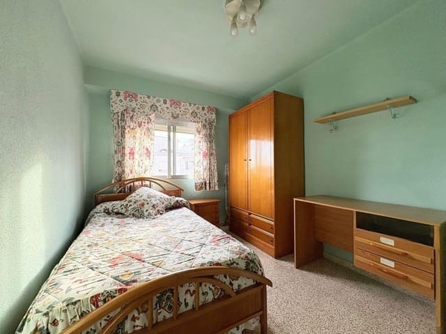 Piso de 4 habitaciones en Alfafar en venta - 145.000 € (Ref: 9504488)