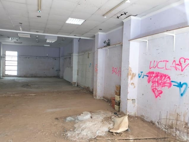 Erhverv til leje i Catarroja - € 900 (Ref: 9504489)