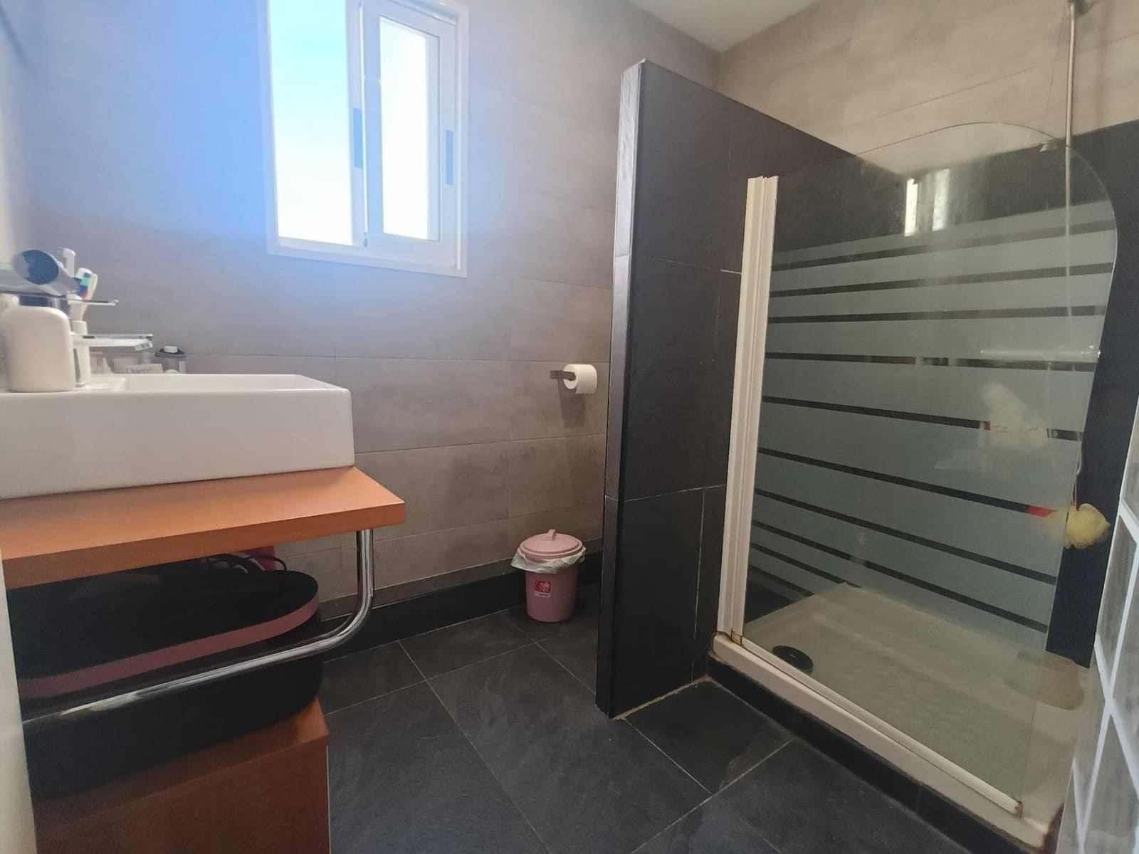 4 bedroom Flat for rent in Catarroja - € 900 (Ref: 9533911)