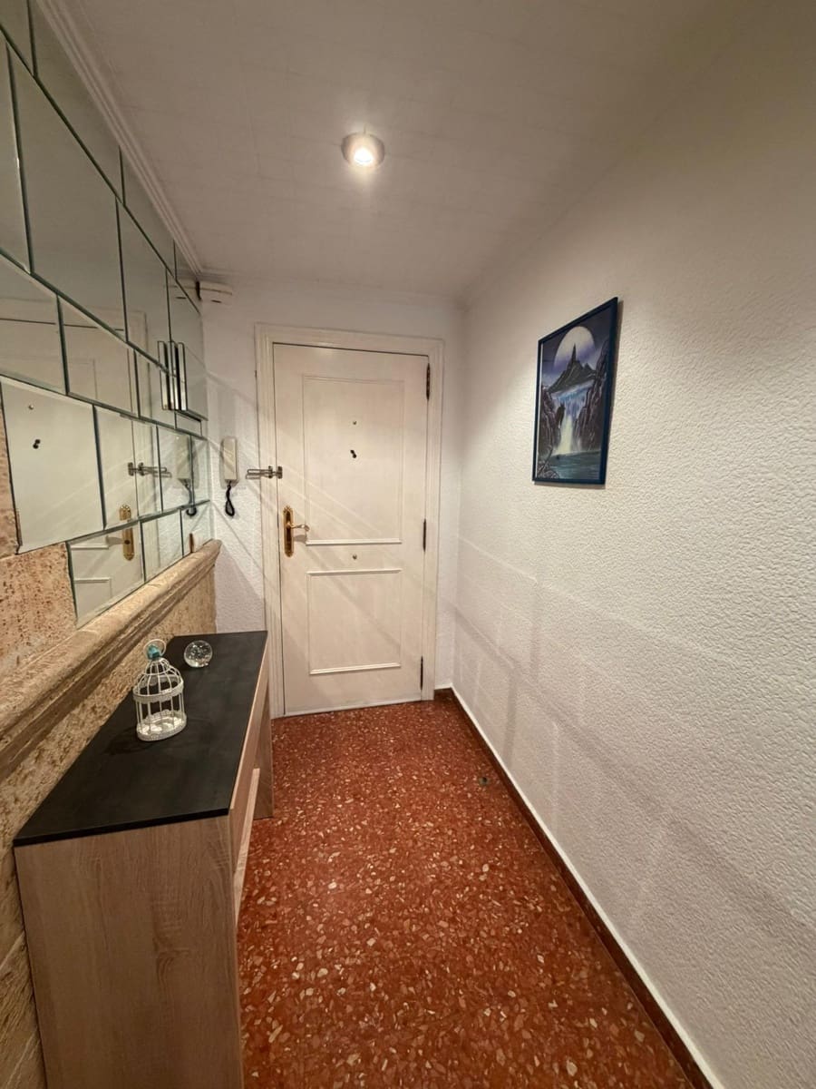 Appartement de 3 chambres à louer à Sedavi - 1 100 € (Ref: 9536086)