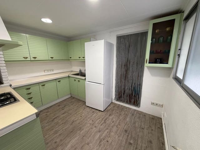 Appartement de 3 chambres à louer à Sedaví - 1 100 € (Ref: 9536086)