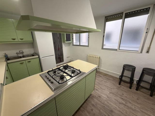 Appartement de 3 chambres à louer à Sedaví - 1 100 € (Ref: 9536086)