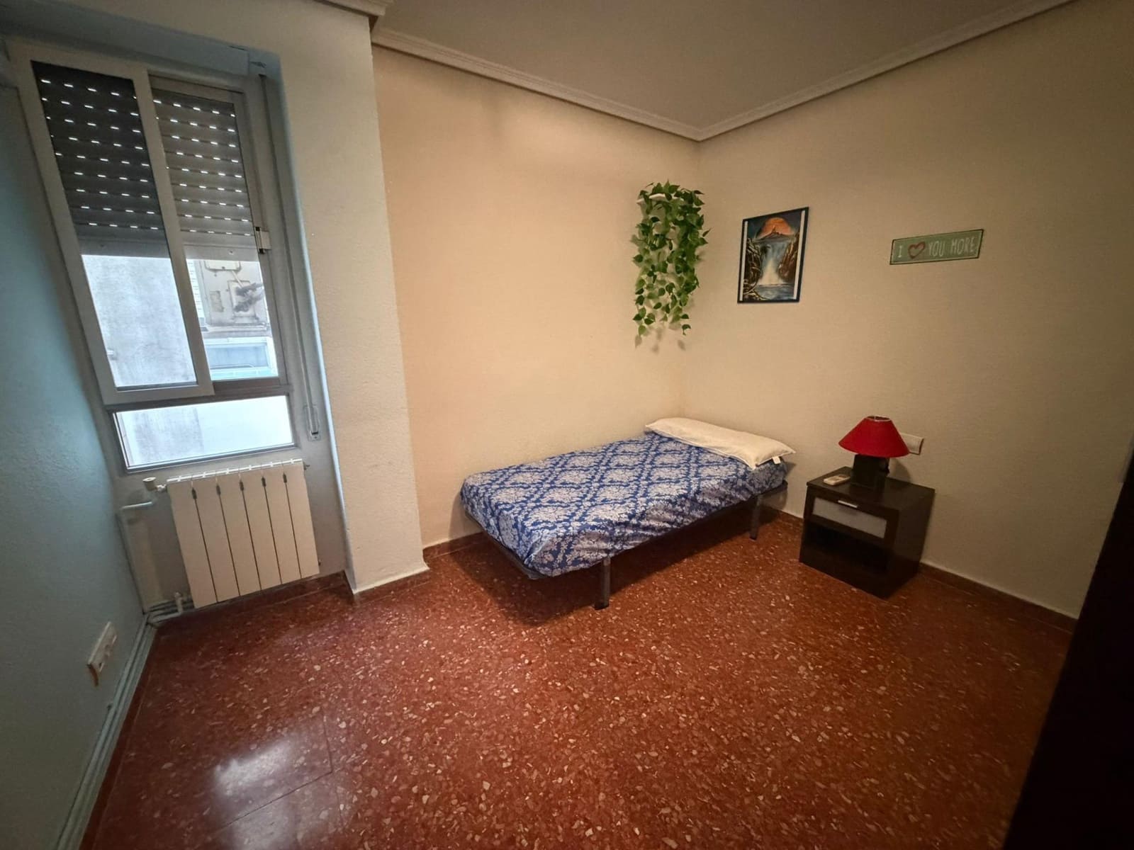 Appartement de 3 chambres à louer à Sedavi - 1 100 € (Ref: 9536086)