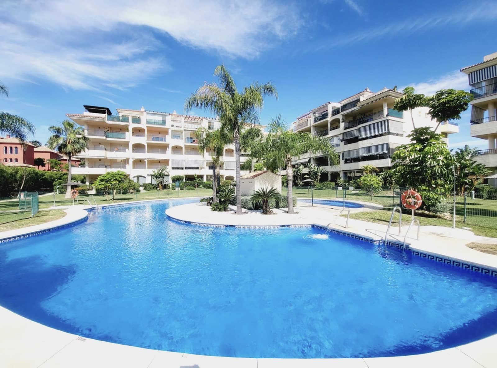 3 soveværelse Penthouse til salg i La Cala Hills med swimmingpool - € 495.000 (Ref: 9037443)