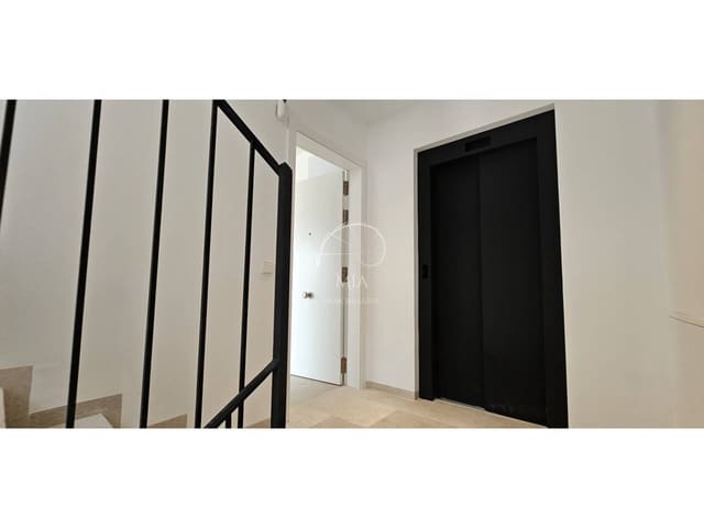 2 slaapkamer Flat te koop in Palma de Mallorca - € 395.000 (Ref: 10072780)