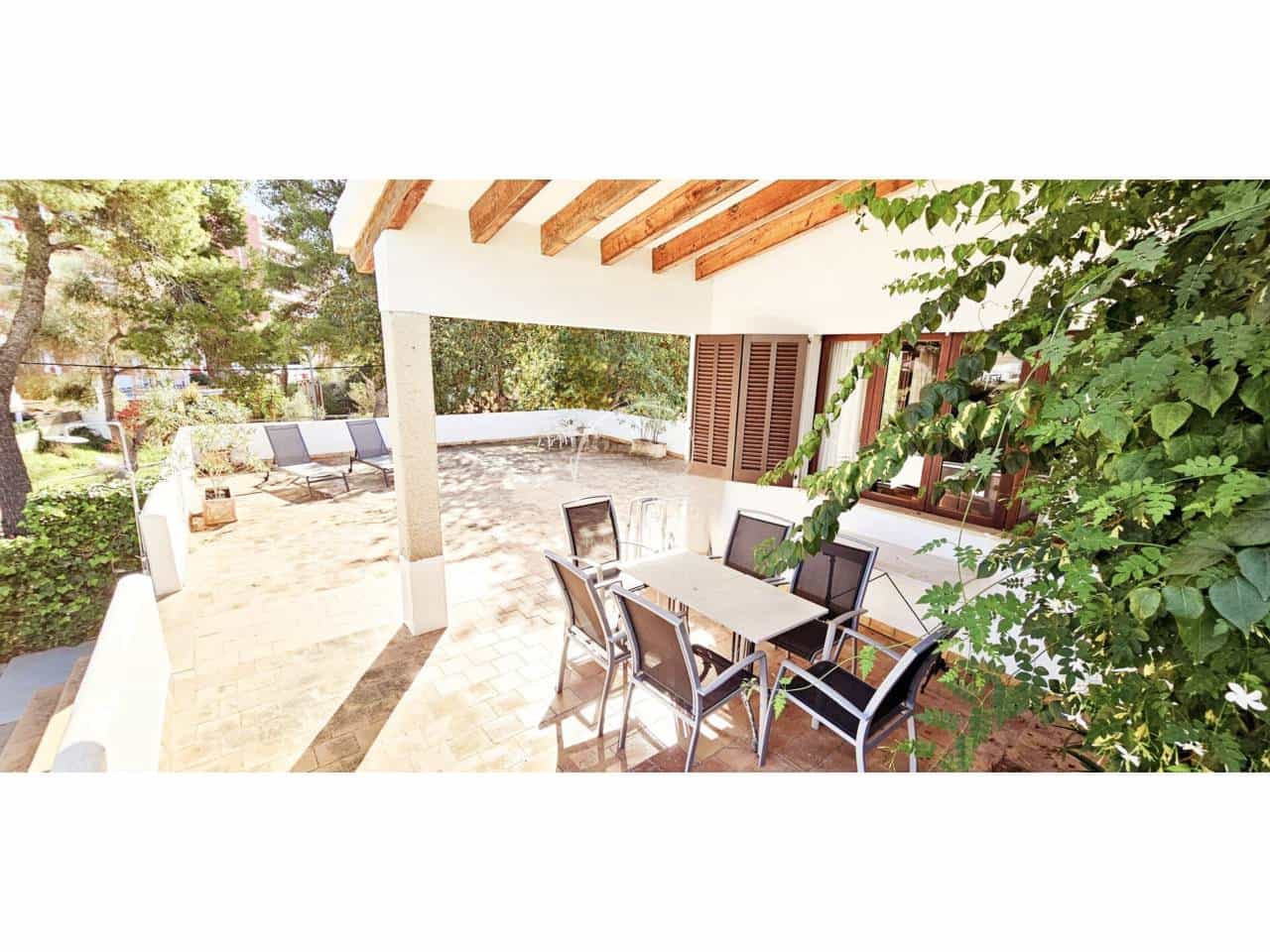 4 Zimmer Villa zu verkaufen in Llucmajor mit Pool Garage - 1.985.000 € (Ref: 10072784)
