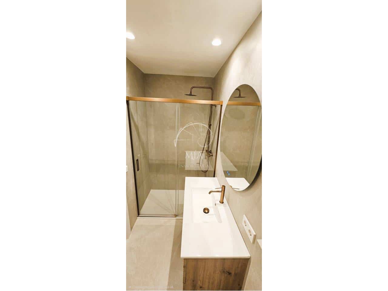 Piso de 3 habitaciones en Palma de Mallorca en alquiler - 1.600 € (Ref: 10077354)