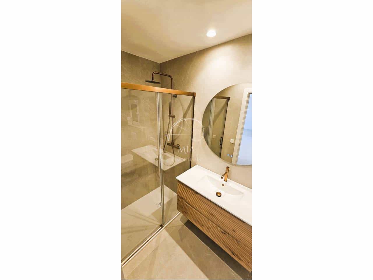 Piso de 3 habitaciones en Palma de Mallorca en alquiler - 1.600 € (Ref: 10077354)