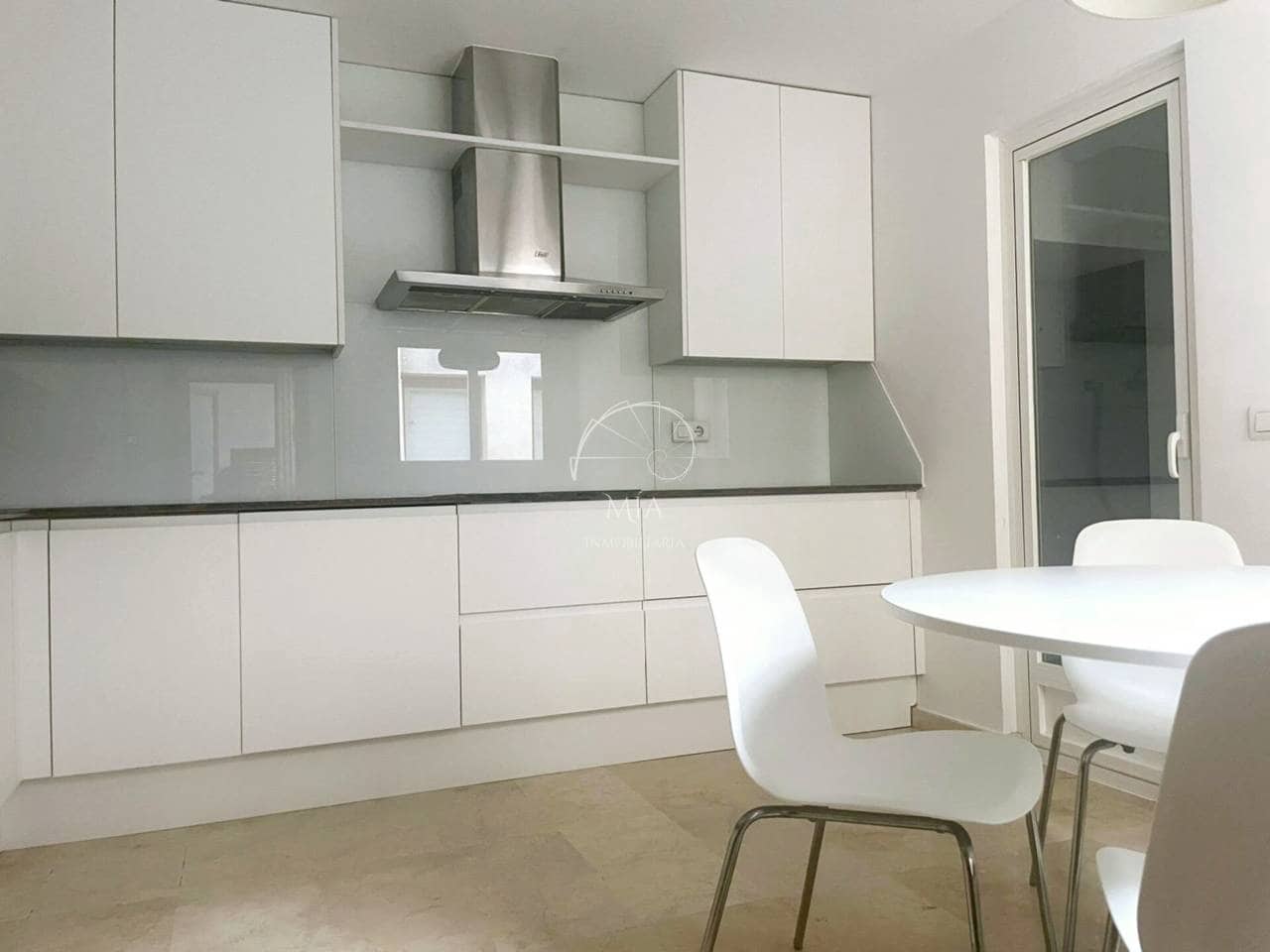 3 quarto Penthouse para arrendar em Palma de Mallorca com garagem - 2 800 € (Ref: 10080255)