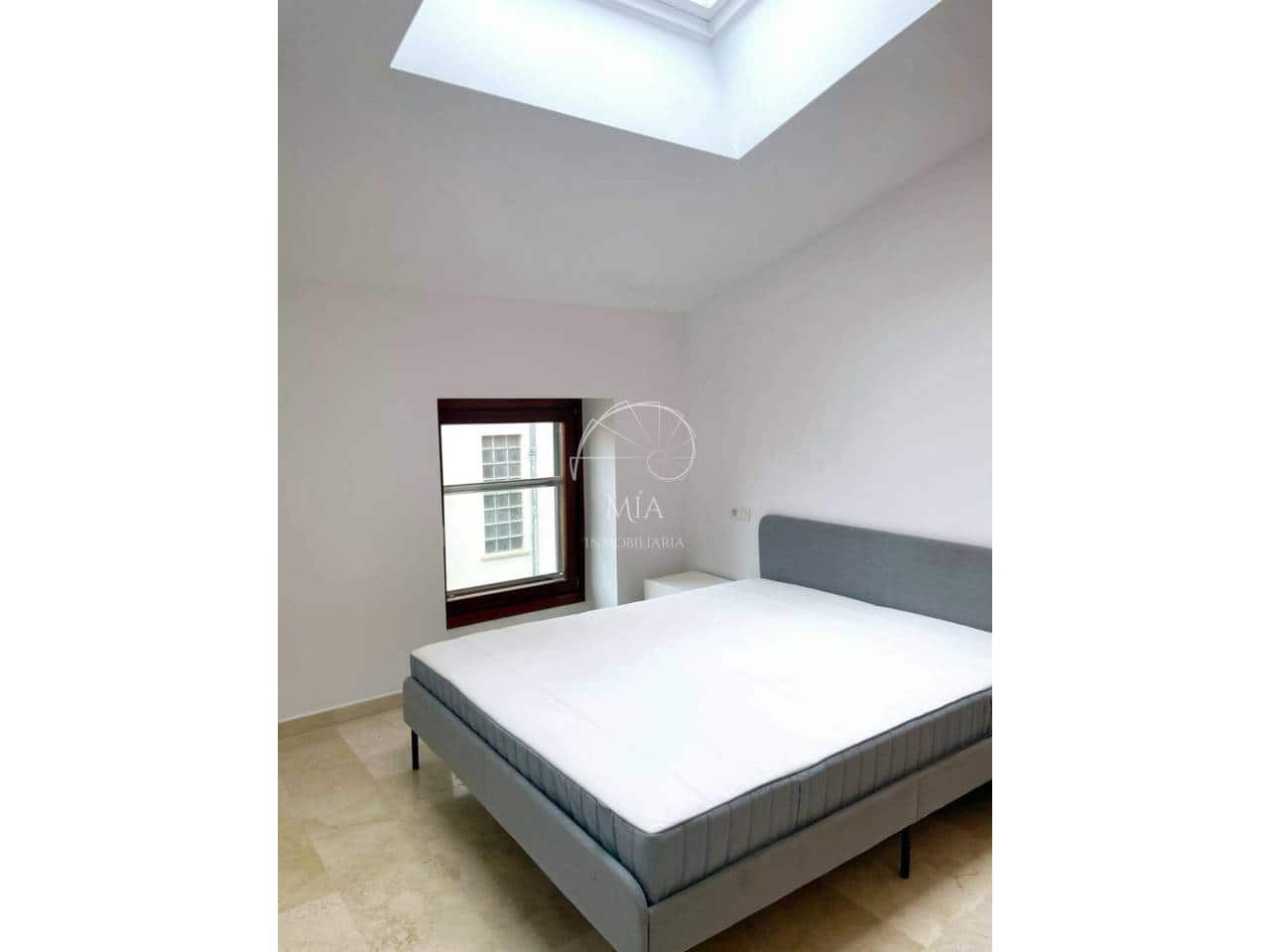 3 quarto Penthouse para arrendar em Palma de Mallorca com garagem - 2 800 € (Ref: 10080255)