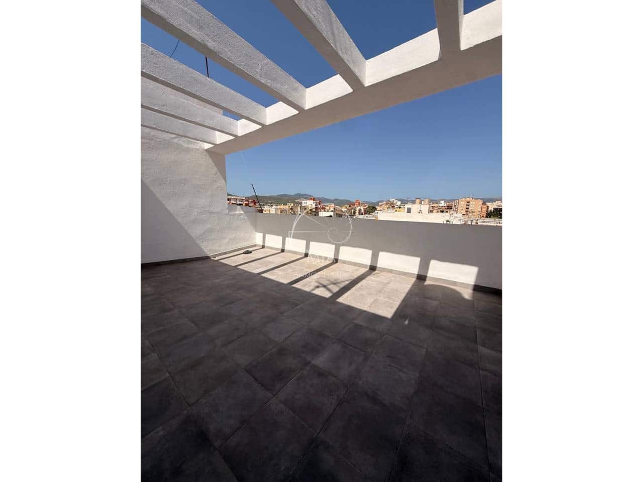 2 soverom Penthouse til leie i Palma de Mallorca - € 1 400 (Ref: 10085394)