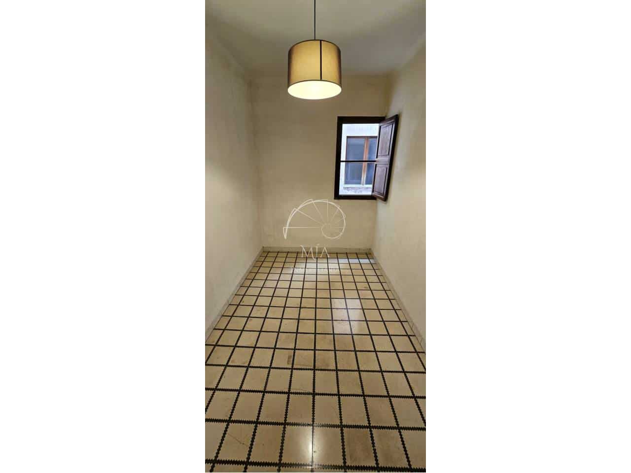 Appartement de 3 chambres à louer à Palma de Mallorca - 1 600 € (Ref: 10121184)