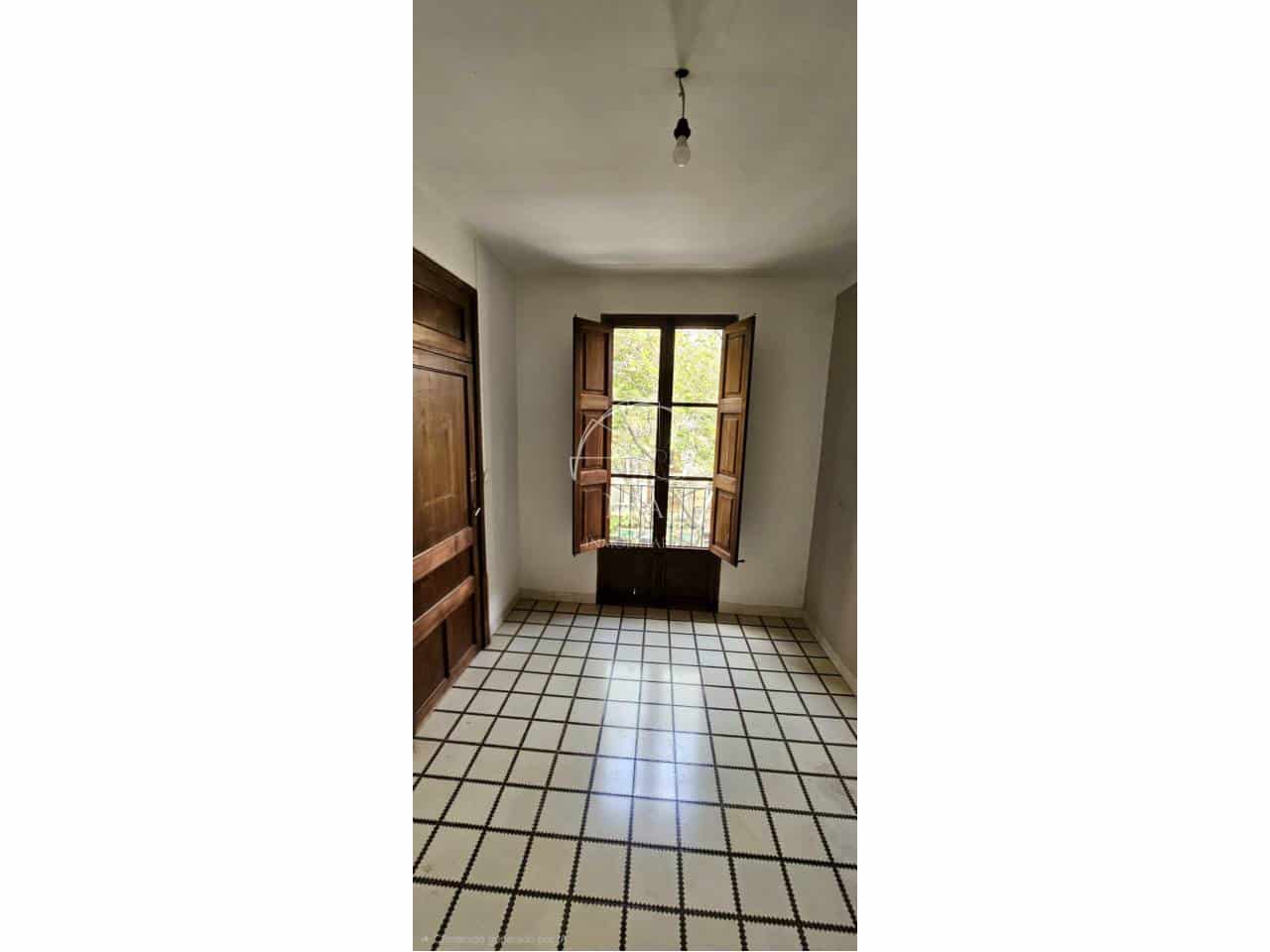 Appartement de 3 chambres à louer à Palma de Mallorca - 1 600 € (Ref: 10121184)