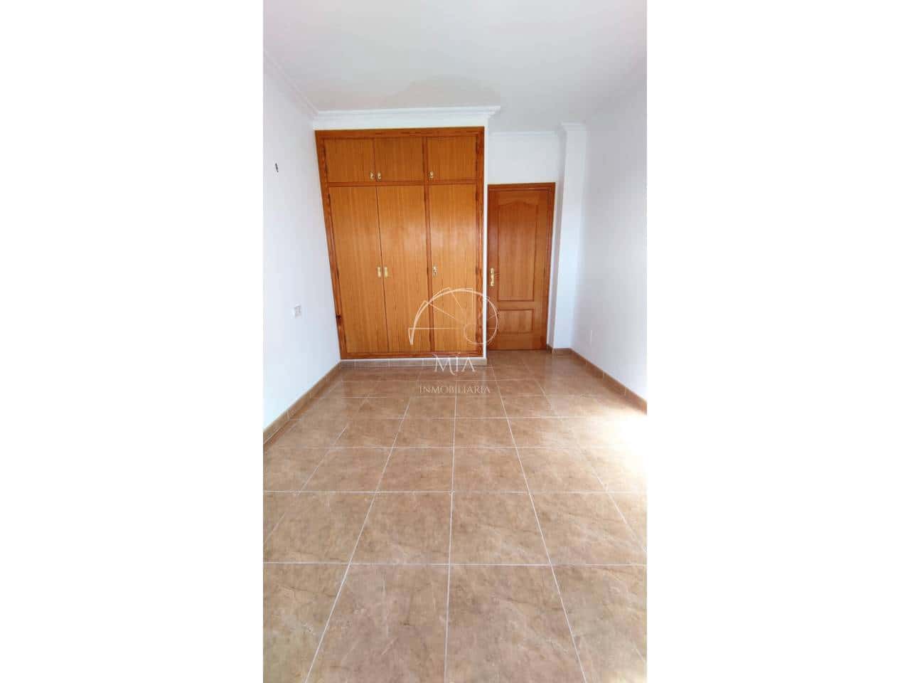 3 soveværelse Lejlighed til leje i Consell - € 1.400 (Ref: 10141576)