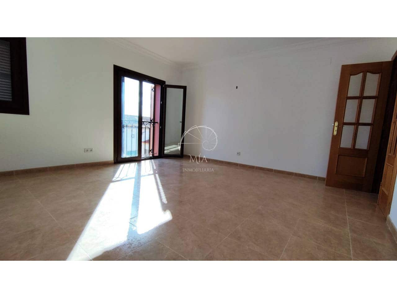 3 soveværelse Lejlighed til leje i Consell - € 1.400 (Ref: 10141576)