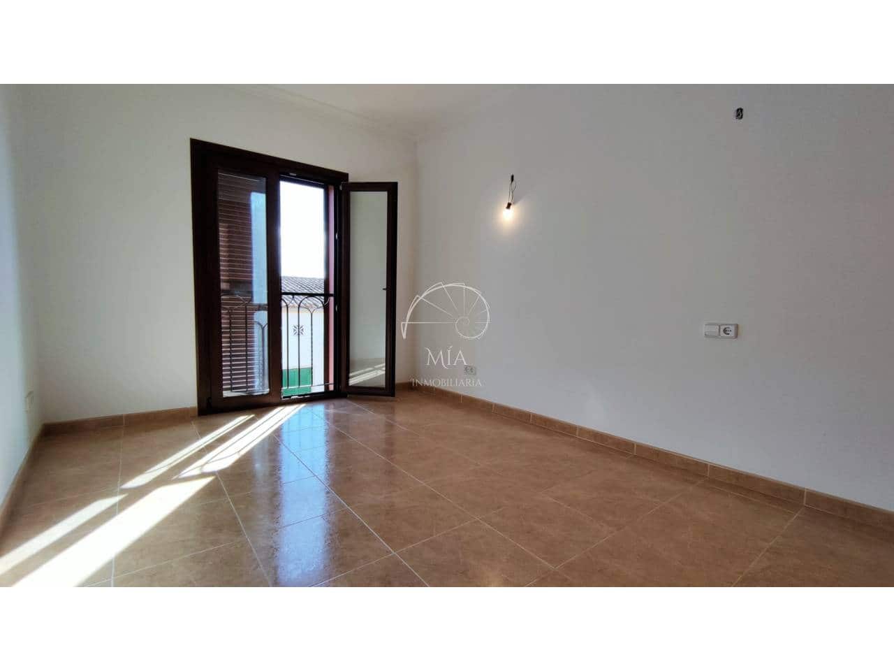 3 soveværelse Lejlighed til leje i Consell - € 1.400 (Ref: 10141576)