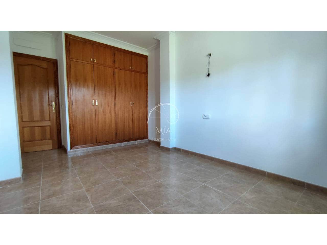 3 soveværelse Lejlighed til leje i Consell - € 1.400 (Ref: 10141576)