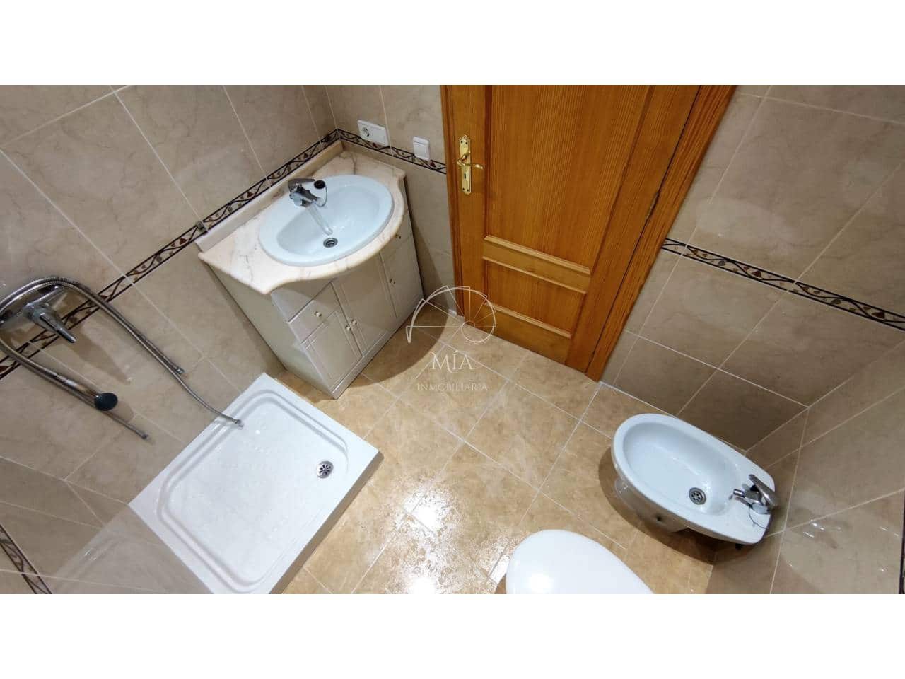 3 soveværelse Lejlighed til leje i Consell - € 1.400 (Ref: 10141576)