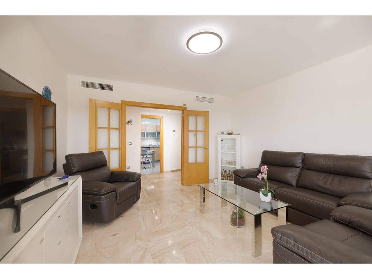 2 bedroom Penthouse for sale in Casares with pool garage - € 474,000 (Ref: 10000118)