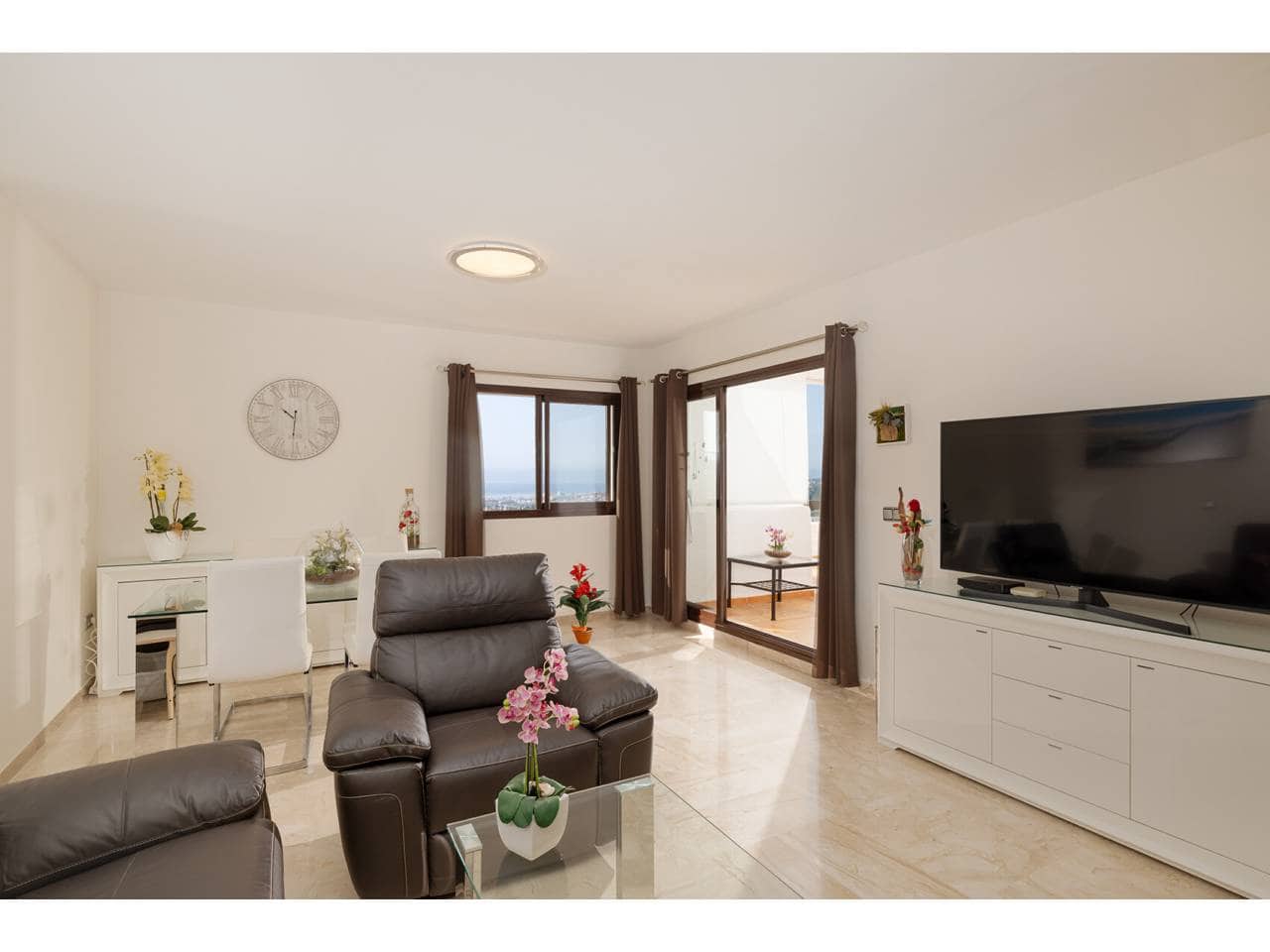 2 bedroom Penthouse for sale in Casares with pool garage - € 474,000 (Ref: 10000118)