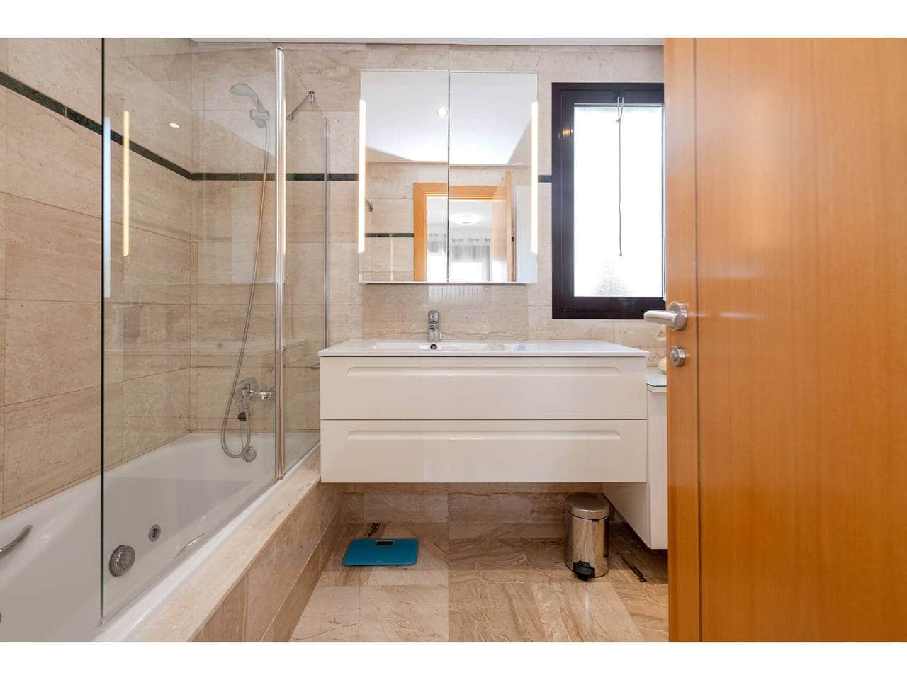 2 bedroom Penthouse for sale in Casares with pool garage - € 474,000 (Ref: 10000118)
