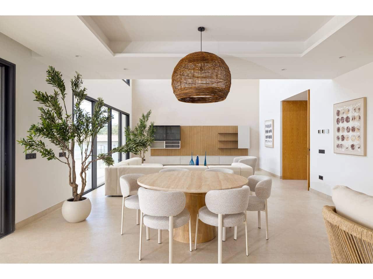 6 soverom Villa til salgs i Sotogrande med svømmebasseng garasje - € 6 900 000 (Ref: 10010095)