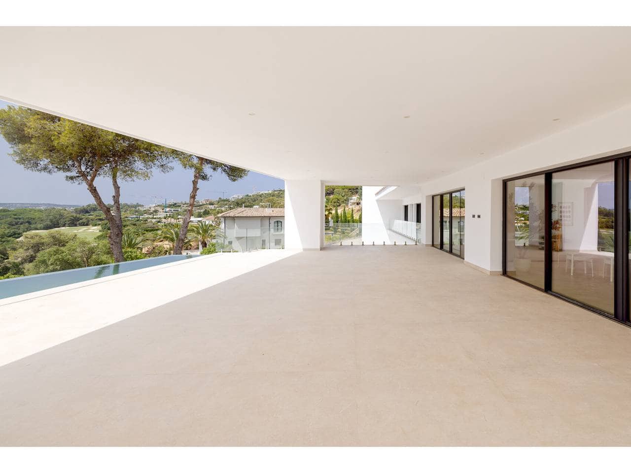 6 soverom Villa til salgs i Sotogrande med svømmebasseng garasje - € 6 900 000 (Ref: 10010095)