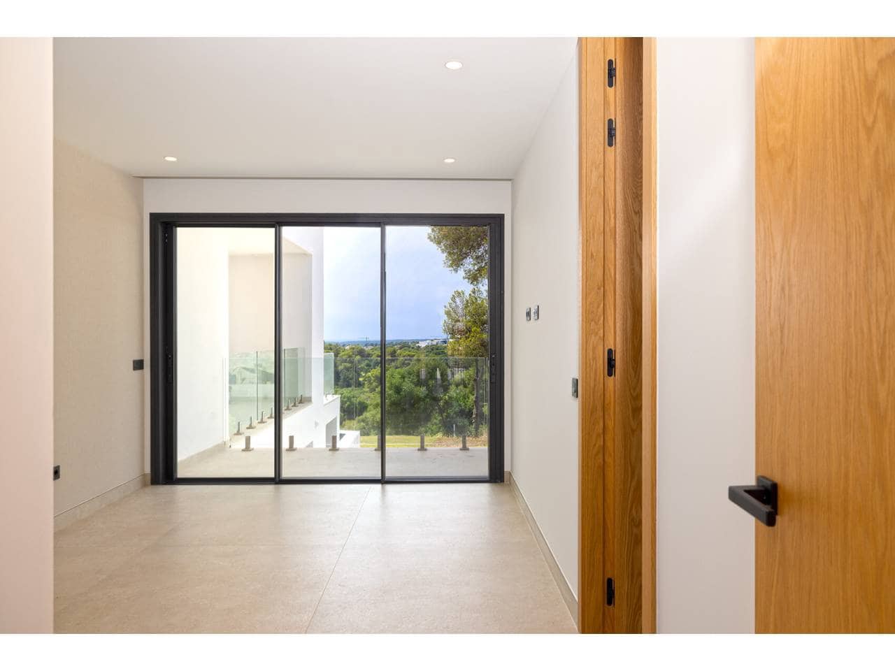 6 soverom Villa til salgs i Sotogrande med svømmebasseng garasje - € 6 900 000 (Ref: 10010095)