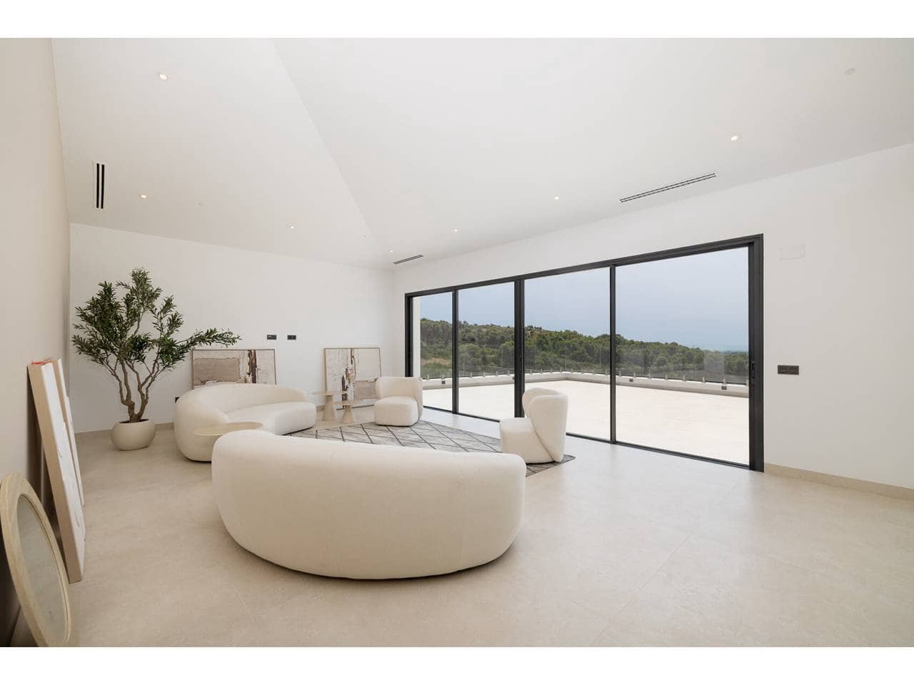6 soverom Villa til salgs i Sotogrande med svømmebasseng garasje - € 6 900 000 (Ref: 10010095)