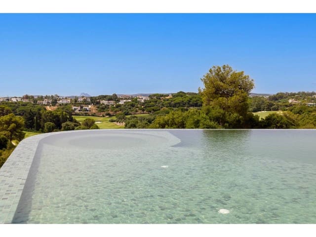6 chambre Villa/Maison à vendre à Sotogrande Alto, San Roque avec piscine garage - 6 900 000 € (Ref: 10010095)