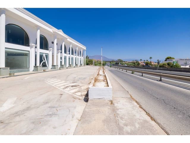 Commercieel te koop in Manilva met garage - € 2.200.000 (Ref: 10012782)
