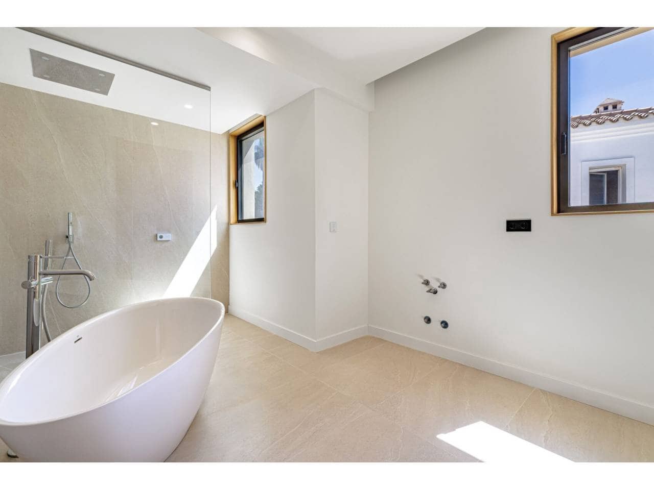 4 camera da letto Villa in vendita in Sotogrande con piscina garage - 2.350.000 € (Rif: 10016952)