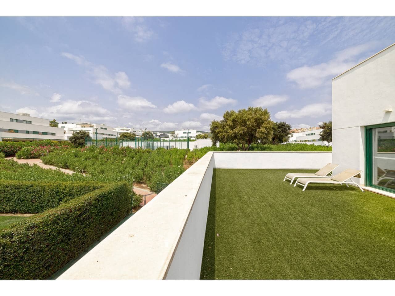 4 bedroom Apartment for sale in Sotogrande with pool garage - € 985,000 (Ref: 10016953)