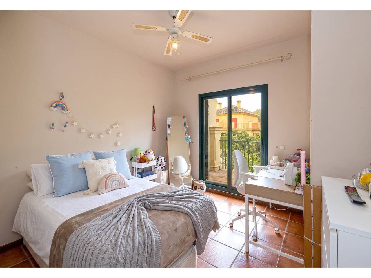 4 soveværelse Rækkehus til salg i Sotogrande med swimmingpool garage - € 655.000 (Ref: 10023461)