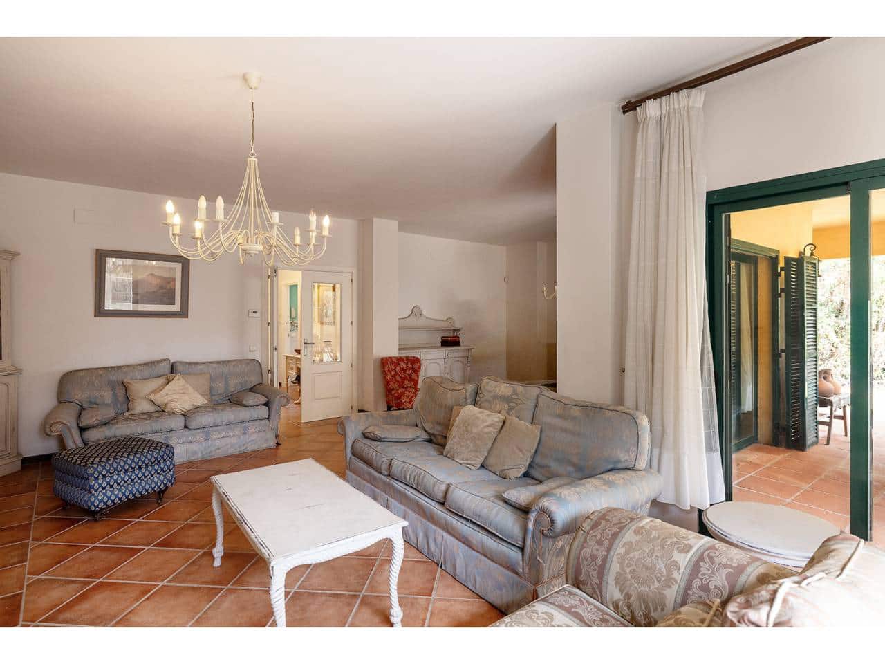 4 soveværelse Rækkehus til salg i Sotogrande med swimmingpool garage - € 655.000 (Ref: 10023461)